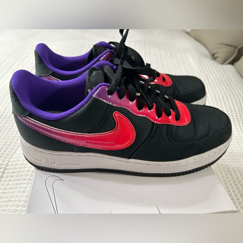 Custom Air Force 1’s. Black and color fade. Custom w/ original swoosh. 9.5 men’s